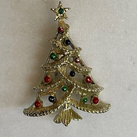 GERRY'S Vintage Gold Tone Rhinestone Christmas Tree Brooch Pin - Picture 3 of 13